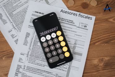 Documentos fiscales y calculadora de Asesoría RMQ